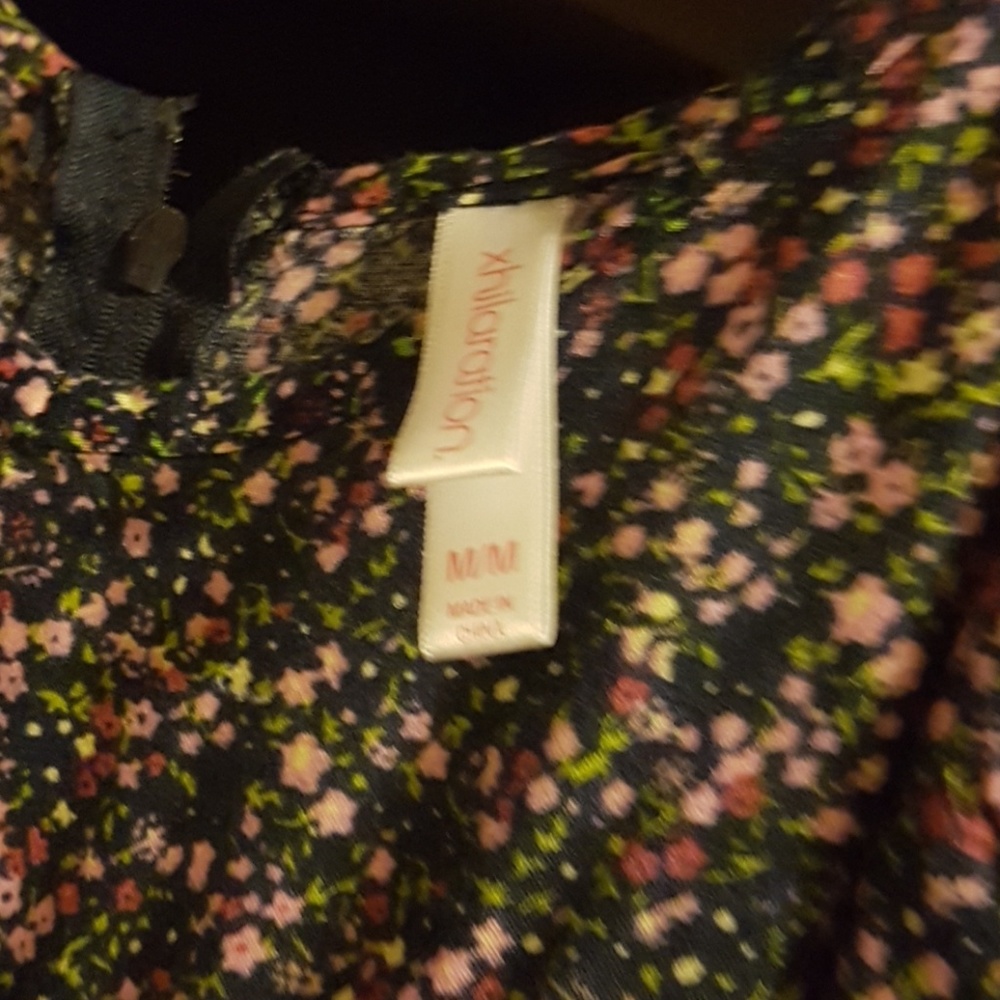 Jumper - Picture 7 of 7